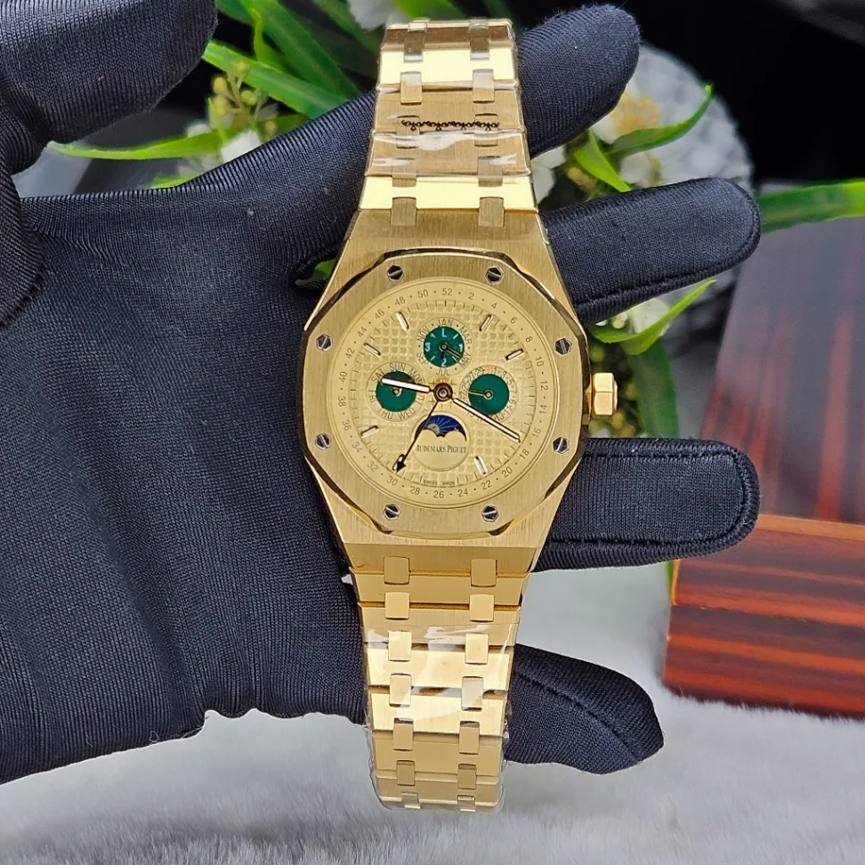 Audemars Piguet Royal Oak Perpetual Calendar thumbnail 5