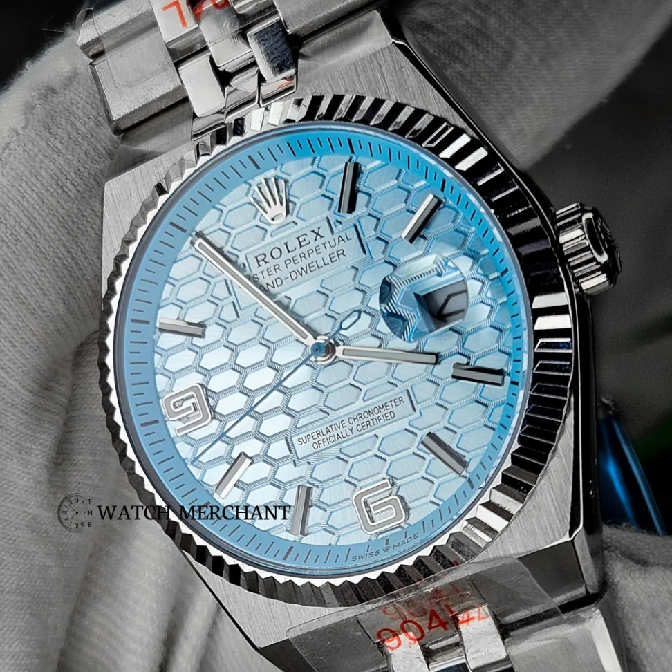 Rolex Oyster Perpetual Sky-Dweller thumbnail 2