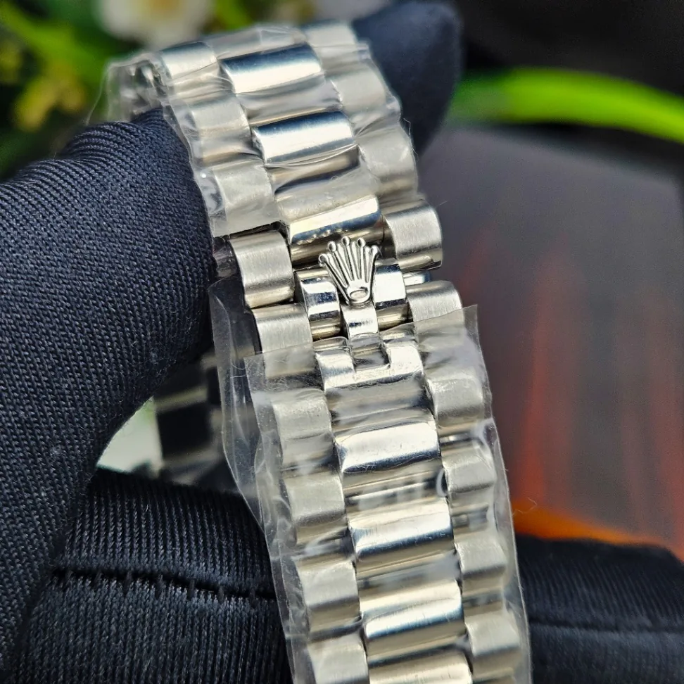Rolex Oyster Perpetual Day-Date 40 thumbnail 5