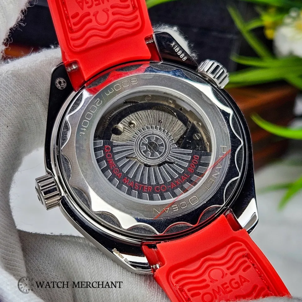 Omega Seamaster Planet Ocean thumbnail 2