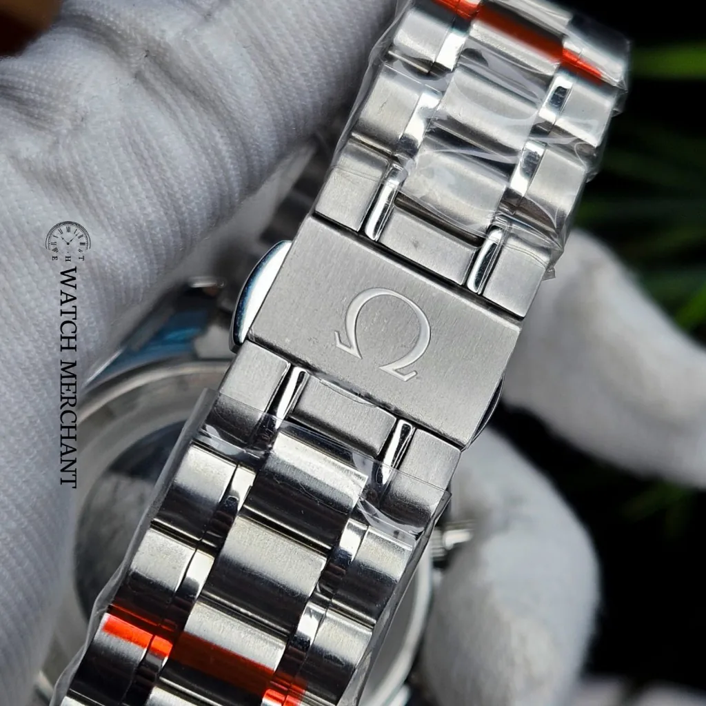 Omega Speedmaster Professional || Ref. 311.32.42.30.04.003 || Euro Grade Replica thumbnail 4