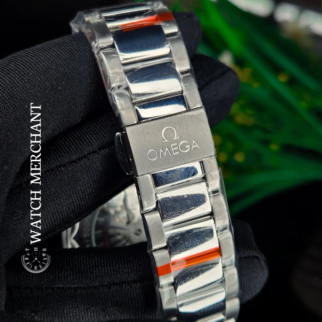 Omega Seamaster Aqua Terra 150M Co Axial Master Chronometer thumbnail 4