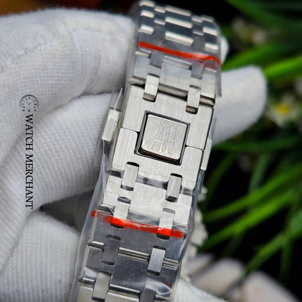Audemars Piguet Royal Oak Selfwinding Flying Tourbillon thumbnail 3