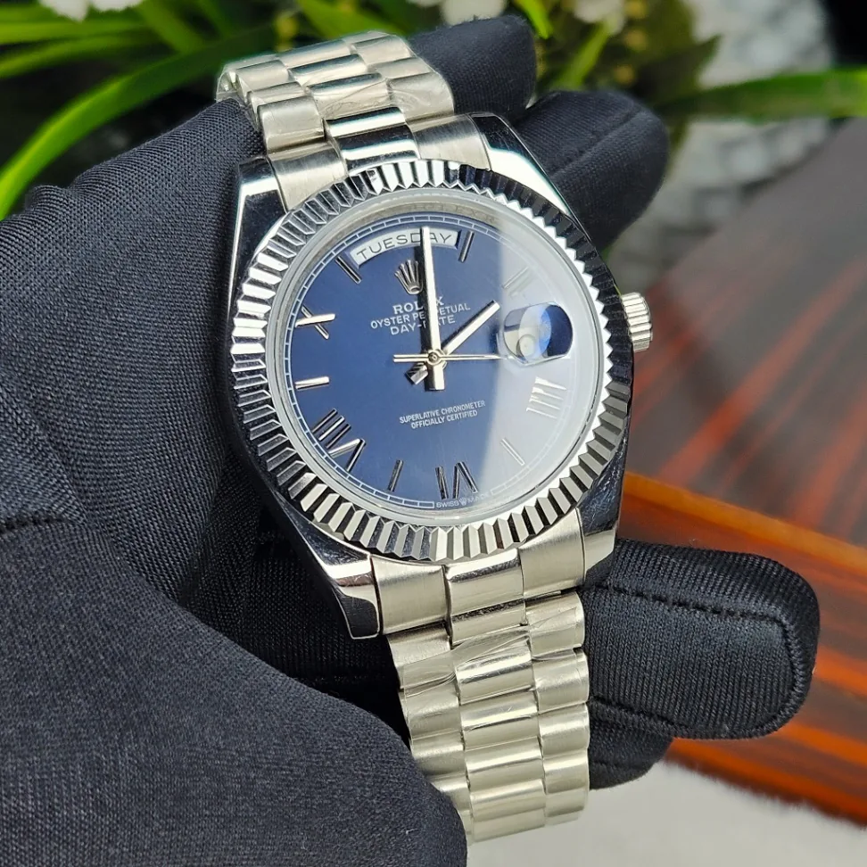 Rolex Oyster Perpetual Day-Date 40 thumbnail 1