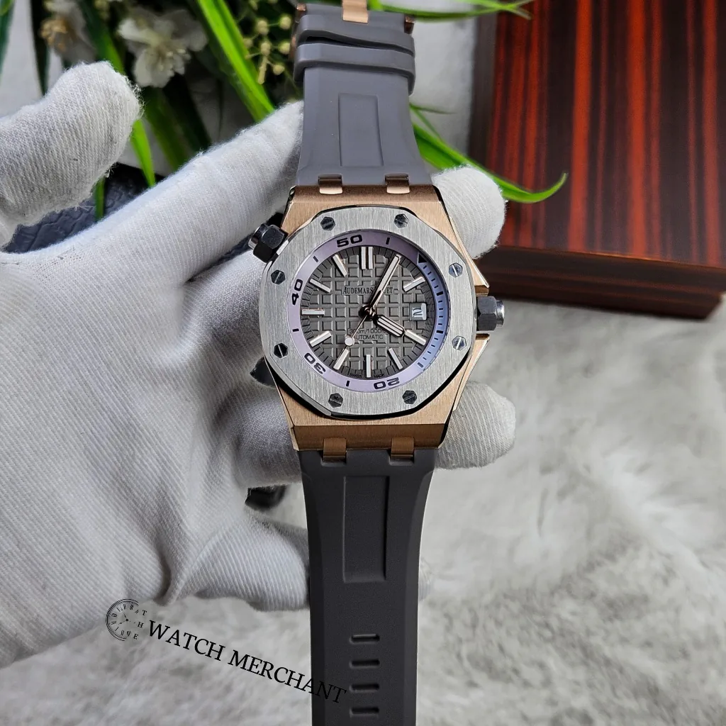 Audemars Piguet Royal Oak Offshore Diver thumbnail 5
